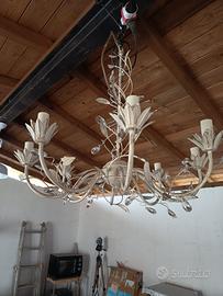 Lampadario stile floreale  