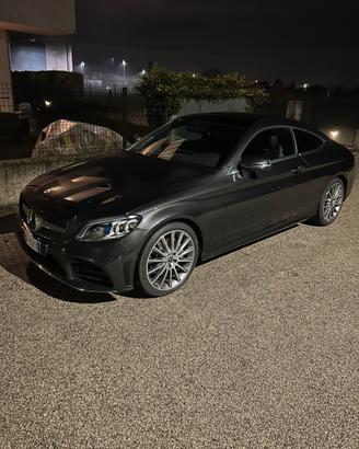 Mercedes C 220 4matic coupè
