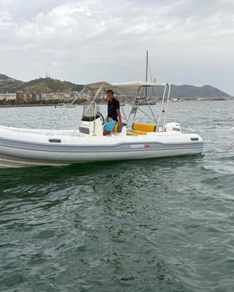 Gommone Predator 599