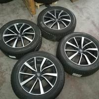 1152 - Pneumatici 235/55R18 + cerchi RAV4