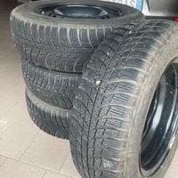 Pneumatici invernali 195/65R15  + cerchi 15”