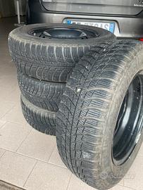 Pneumatici invernali 195/65R15  + cerchi 15”