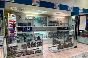 Centralissimo Negozio storico telefonia elettronic