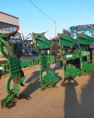 Aratro PIETRO MORO - EUROPA 20 QUADRIVOMERE