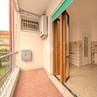 5 LOCALI A DEIVA MARINA