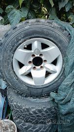  Quattro cerchi per Nissan terrano II 