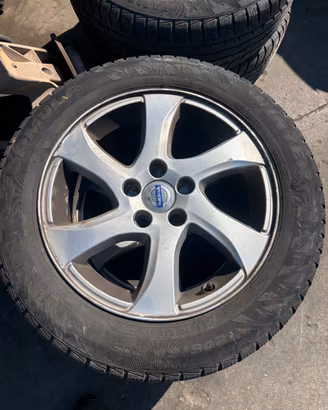 CERCHIO IN LEGA SINGOLO VOLVO V40 R16 ANNO:2015