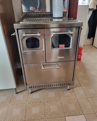 Stufa cucina in acciaio