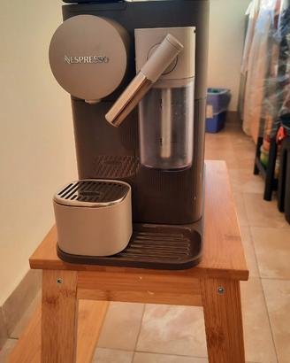 SOLO 100 EURO LATTISSIMA ONE DE LONGHI PARI NUOVO