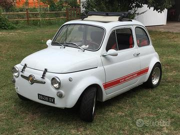 Fiat 500L replica abarth