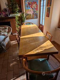 Tavolo Casina in legno di frasino