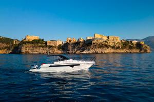 Barca a motore BIMAX ALCHIMIA 34 CON COPPIA 200CV