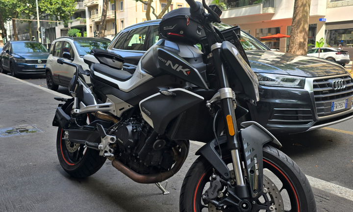 Cfmoto 800nk advanced