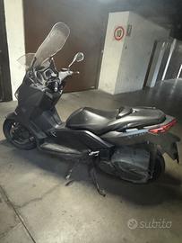 Yamaha X-Max 400 - 2016