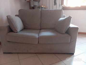 Divano due posti + puffo molto capiente