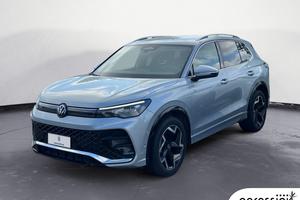 VOLKSWAGEN Tiguan 2.0 tdi R-Line 150cv dsg