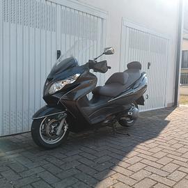 SUZUKI BURGMAN 400