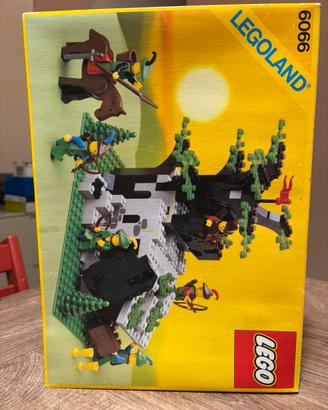 Lego 6066 forestmen camuflage outpost