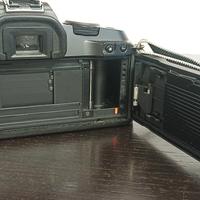 Macchina fotografica Canon Eos 5000 analogica