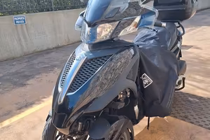 Piaggio MP3 YOURBAN 300
