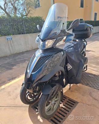 Piaggio MP3 YOURBAN 300
