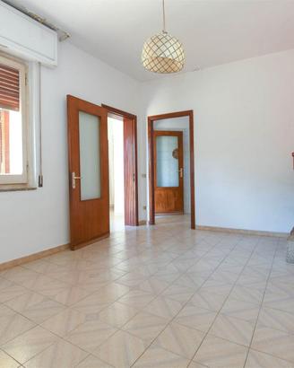 Villasimius via Donizetti primo piano con terrazza
