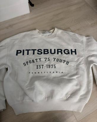 Felpa "pittsburgh " di bershka