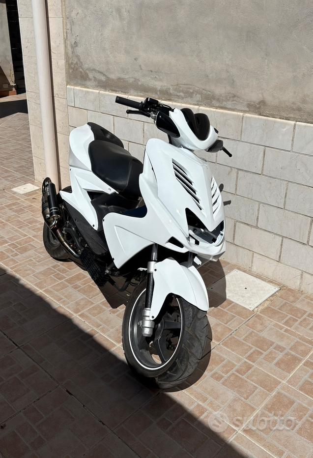 Scooter Vendita Aerox Yamaha Aerox Motorini 50 Piu Belli Yamaha