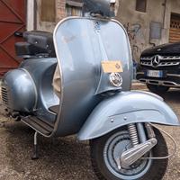 Vespa 150 VBA1T del 1959 targa oro