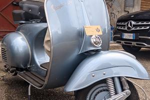Vespa 150 VBA1T del 1959 targa oro