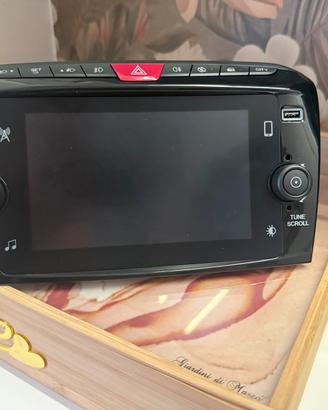 Stereo lancia ypsilon