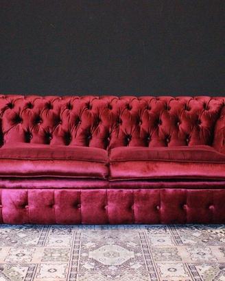 Divano Chesterfield club in velluto 4 posti fucsia