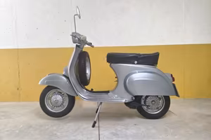 Piaggio Vespa Nuova 125 VMA1T