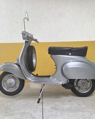 Piaggio Vespa Nuova 125 VMA1T