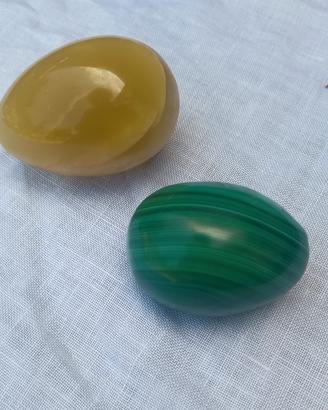 Uova in pietra (malachite e onice)