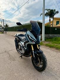 Honda X-ADV 750 allestimento 2024