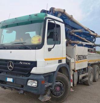 Mercedes Benz Actros 33.35 + Pompa Sermac 5Z35