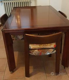 tavolo allungabile con sedie
