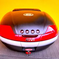 bauletto givi 50 lt con schienale e piastra monoke