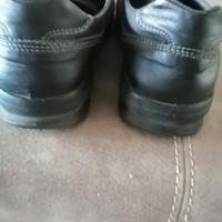 Scarpe nere in pelle con lacci dr Sholl