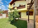 casa-unifamiliare-con-giardino
