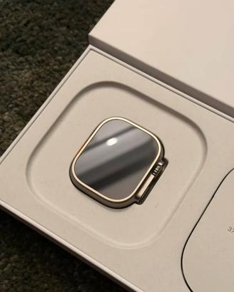 Apple Watch Ultra 2 49 mm titanio naturale