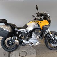 Moto Guzzi Stelvio 2024 PFF RADAR accessoriata