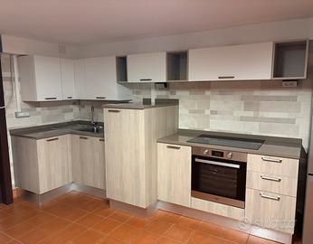 Cucina angolare Scavolini completa