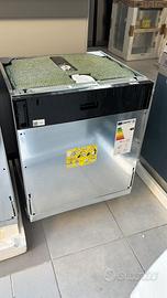 Lavastoviglie incasso electrolux 15coperti 3 carr