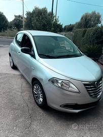 Ypsilon vedi descrizione auto