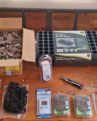 Kit completo per giardinaggio serre e dischetti