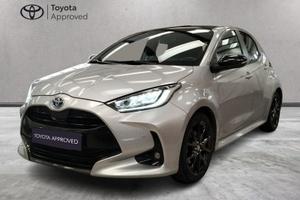 Toyota Yaris Hybrid Lounge MY22