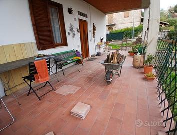 Porzione di casa a Avigliano Umbro