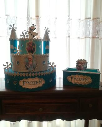 Torta finta tema Frozen con cofanetto Prezzo ridot